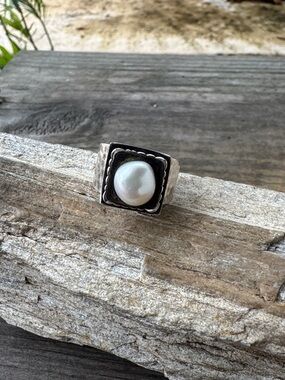 Silpada Sterling Silver Ring with Pearl